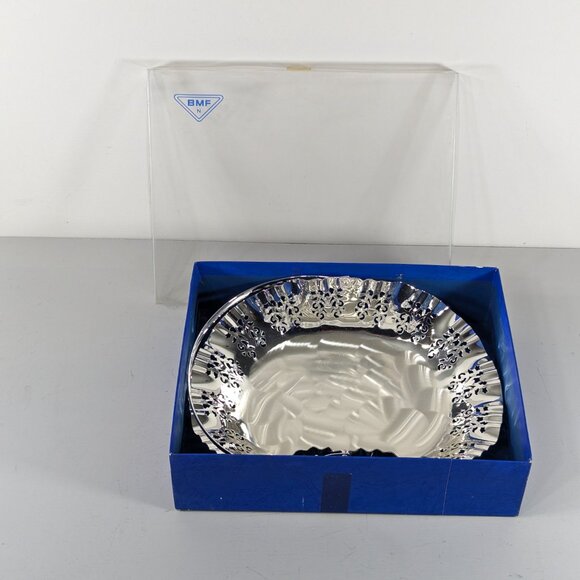 BMF Silverplated Wedding Basket with folding handle, with original box - Picture 5 of 13